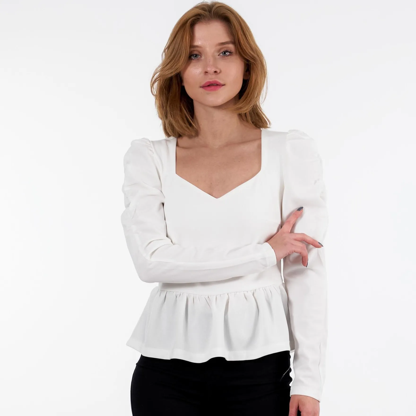 Alice heart neck ls