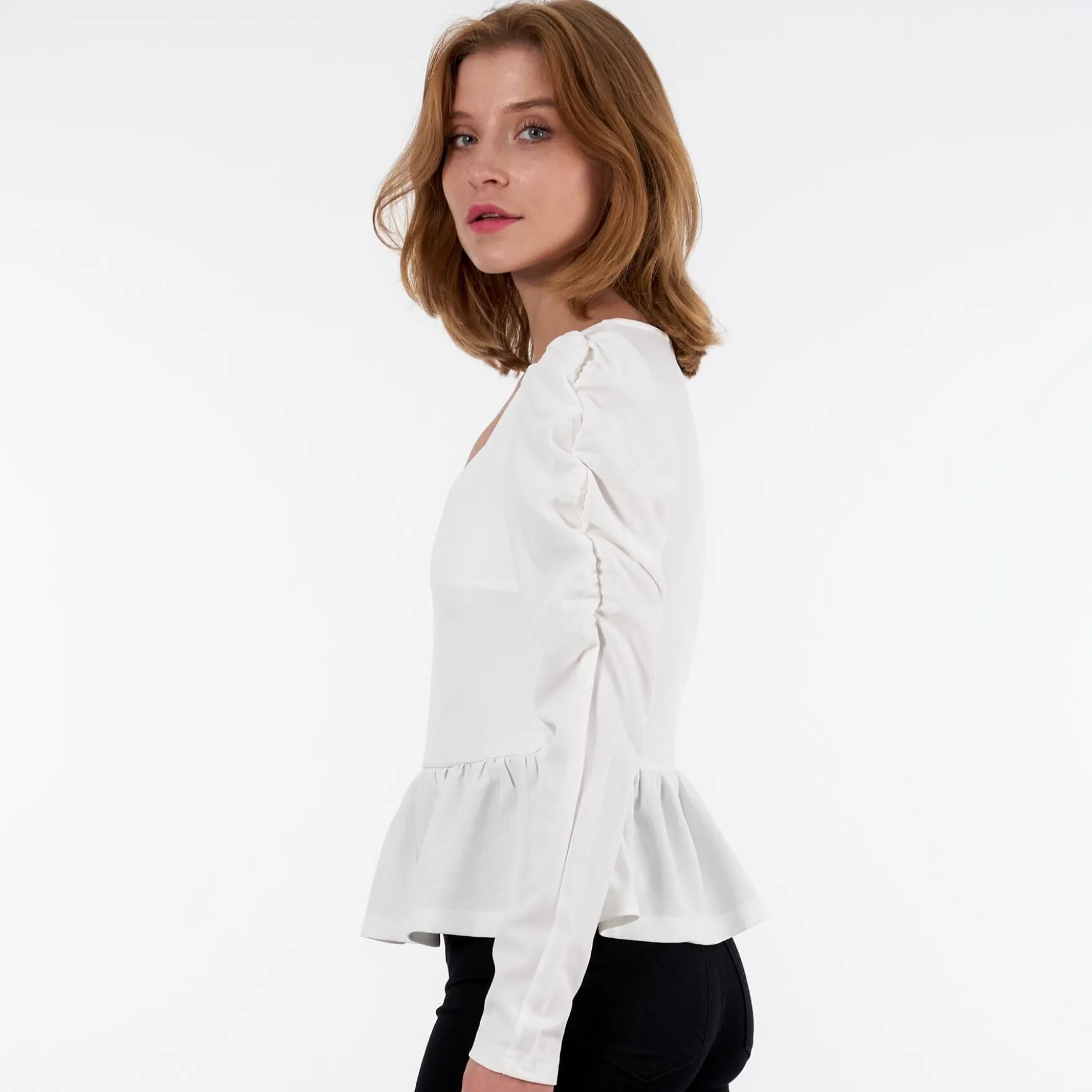 Alice heart neck ls