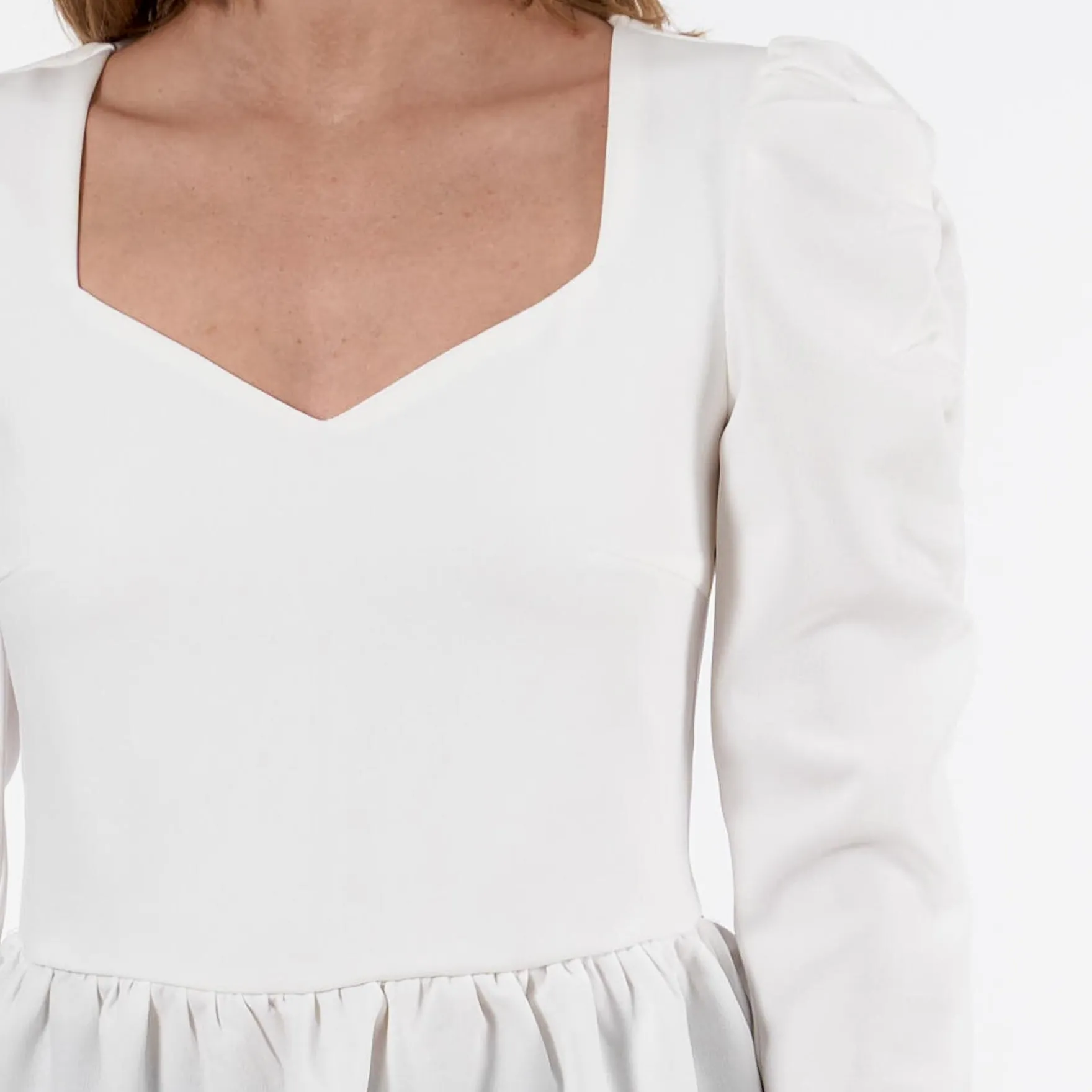 Alice heart neck ls