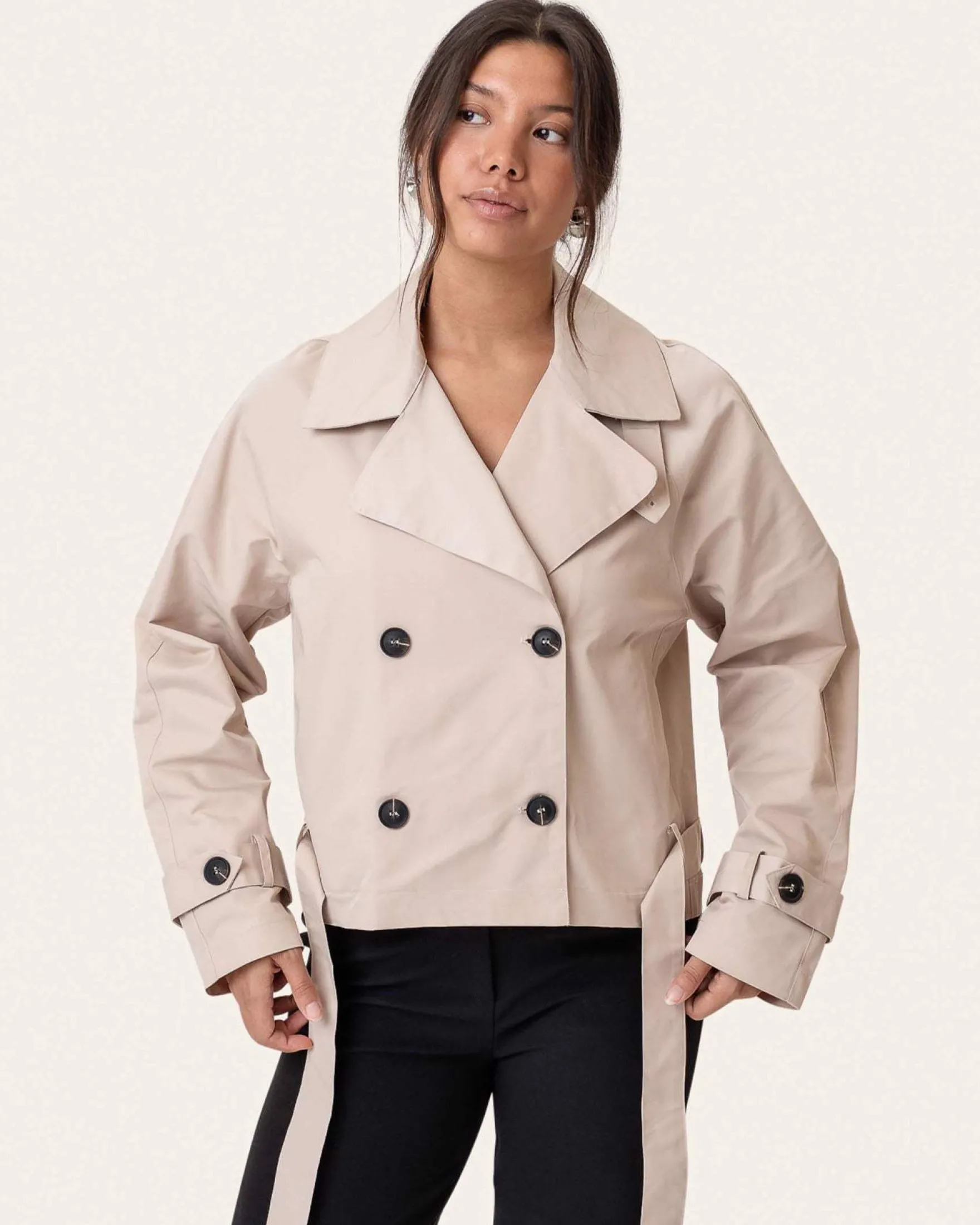 AlmaIC Trenchcoat