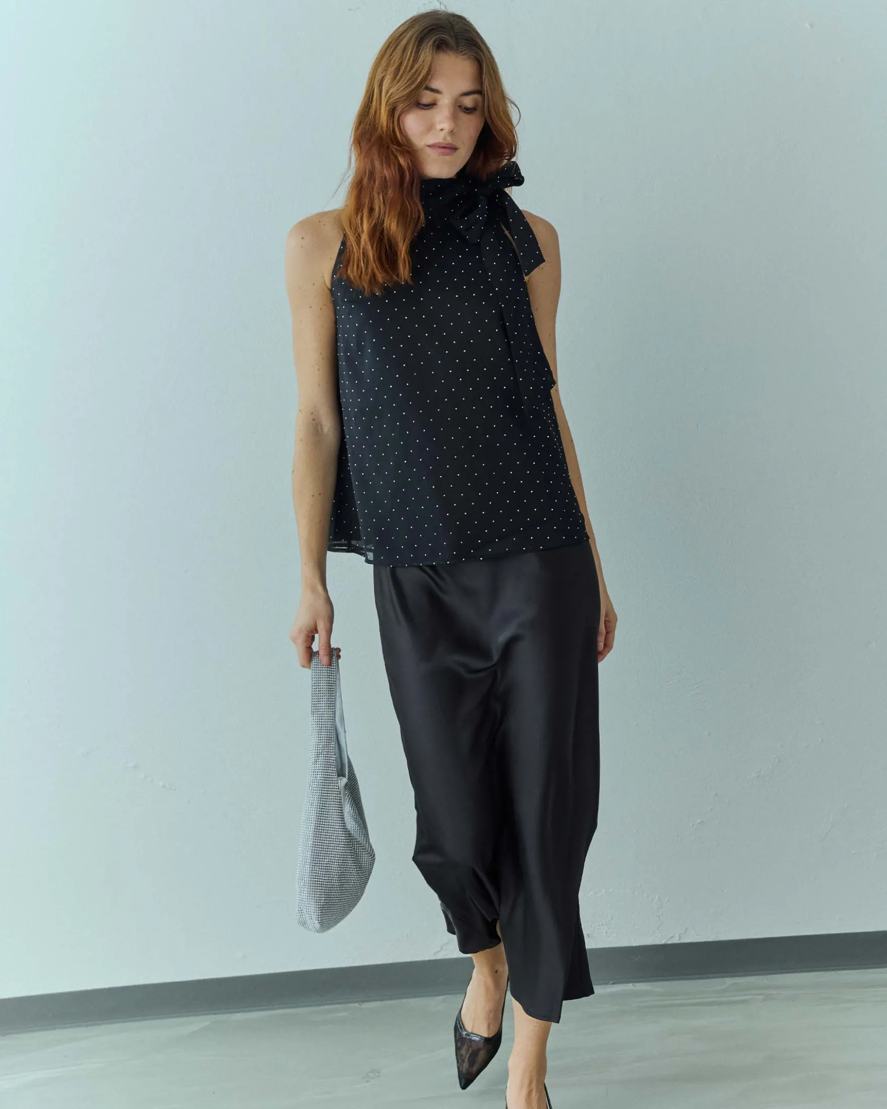 Amira stone top