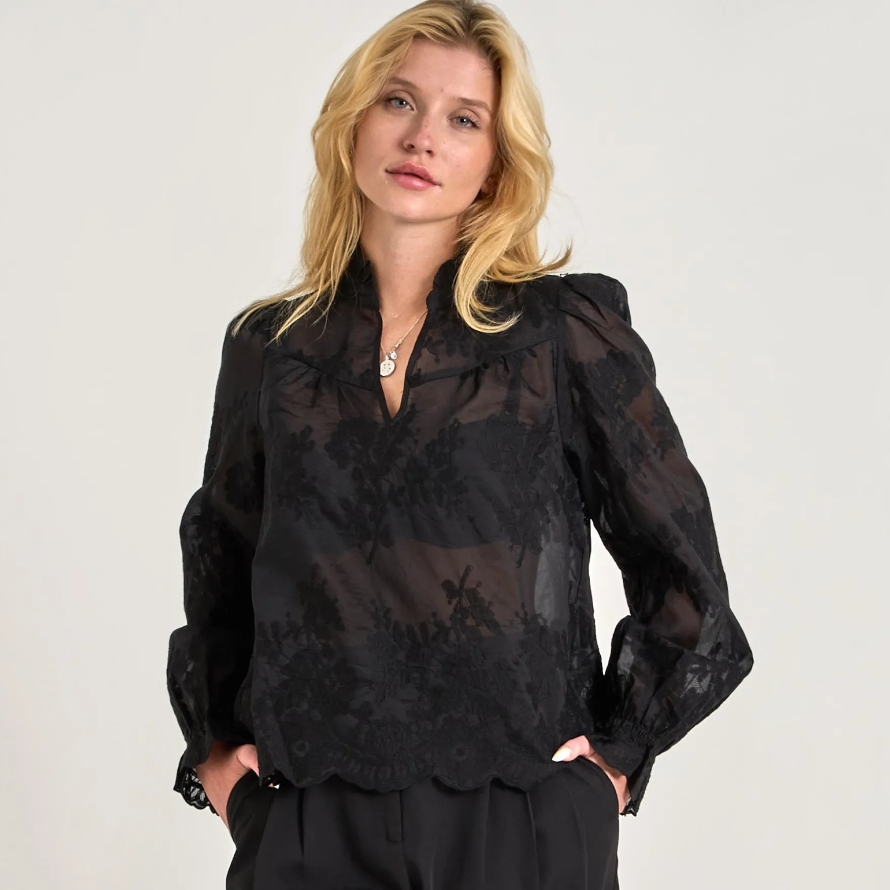 Angel embroidey blouse