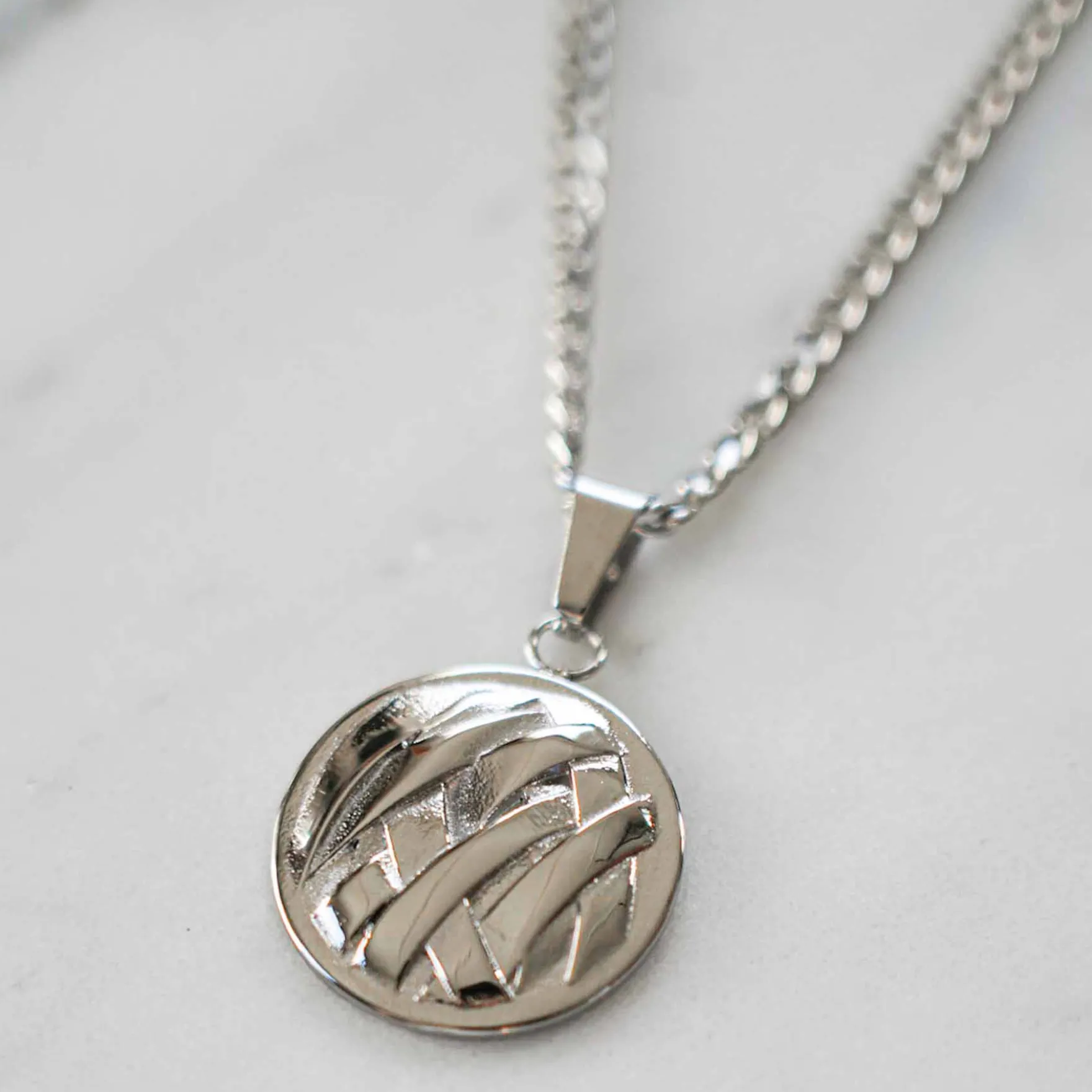 Armor necklace