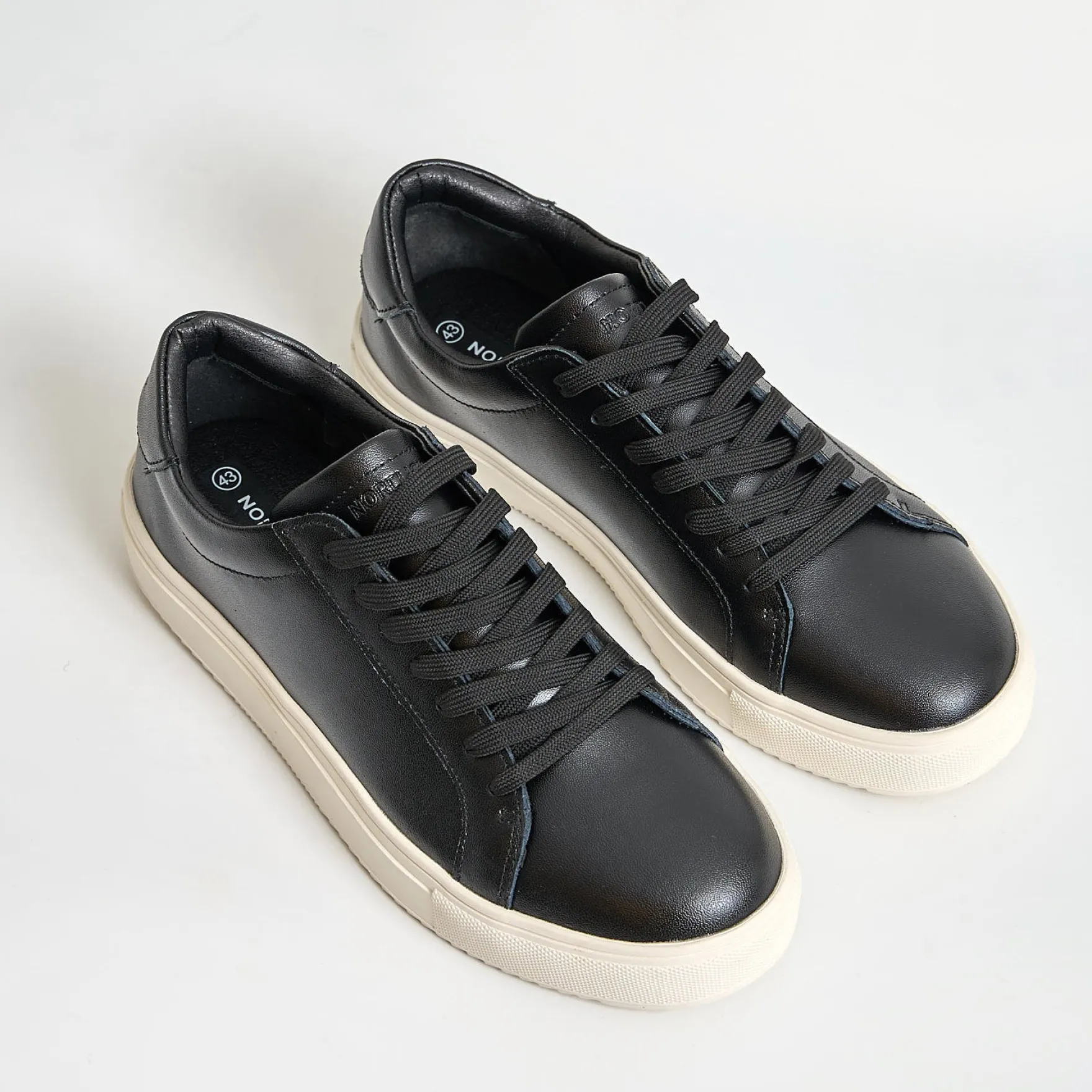 Aron leather sneaker