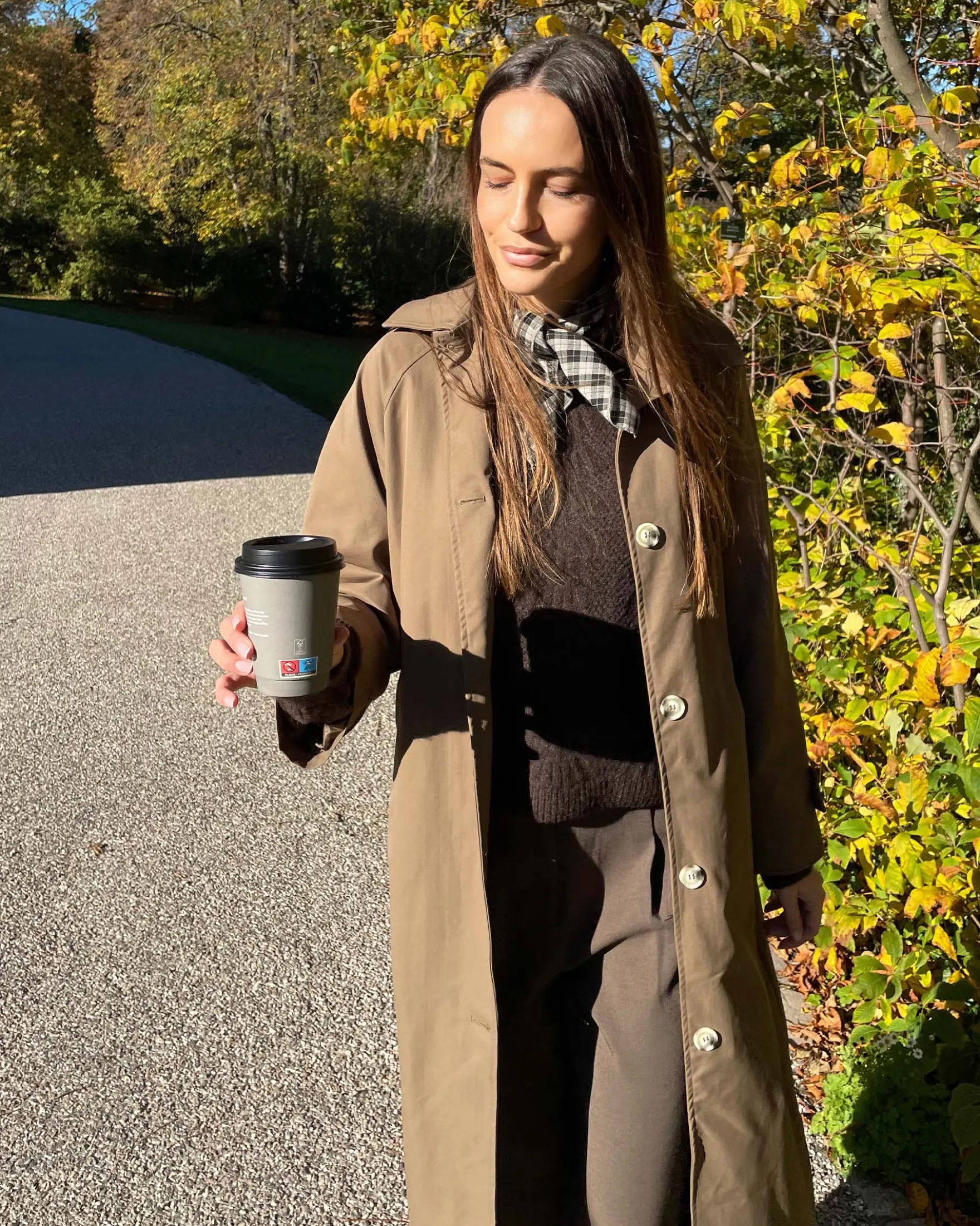 Avaic trenchcoat