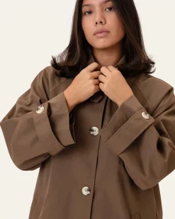 Avaic trenchcoat