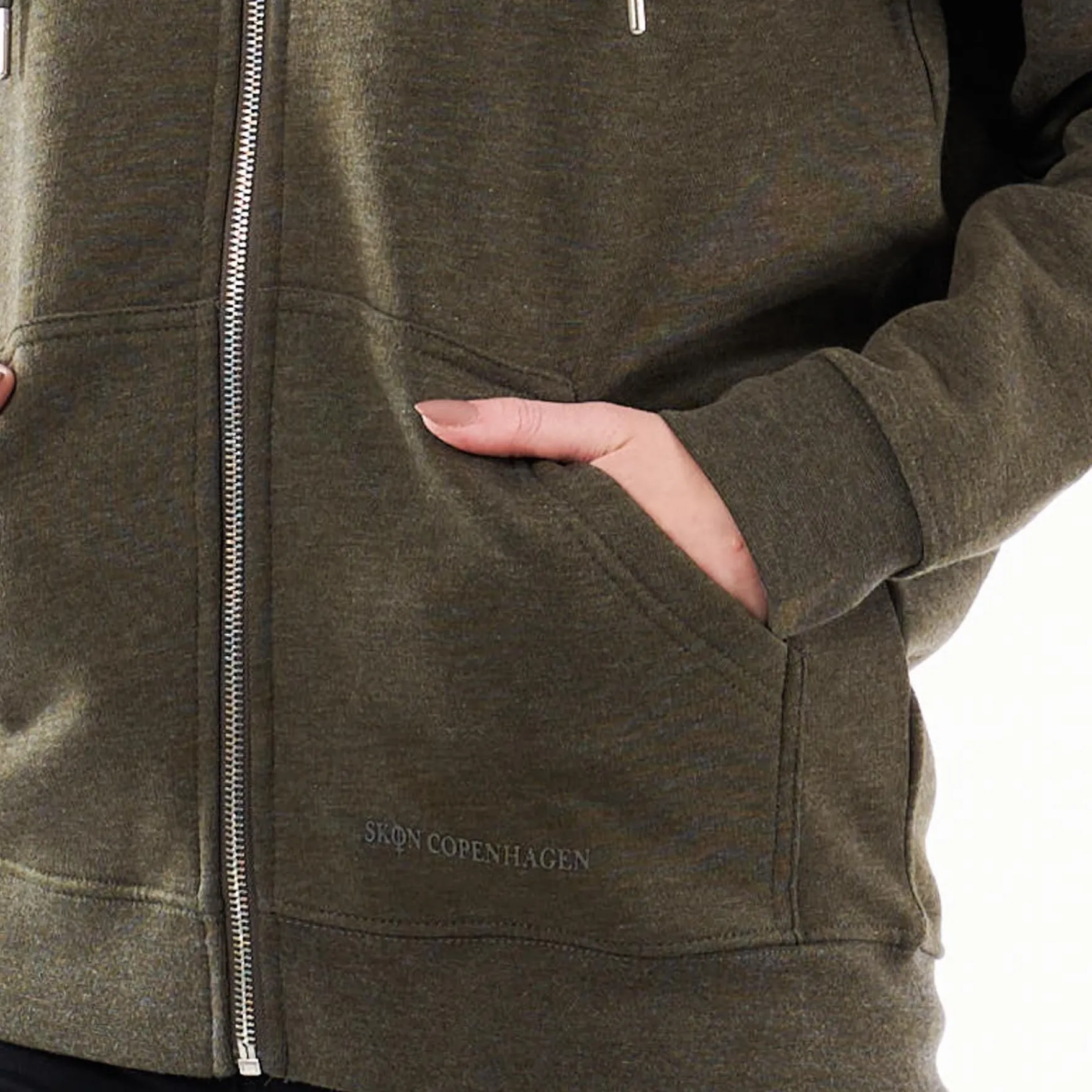 Basic zip hoodie