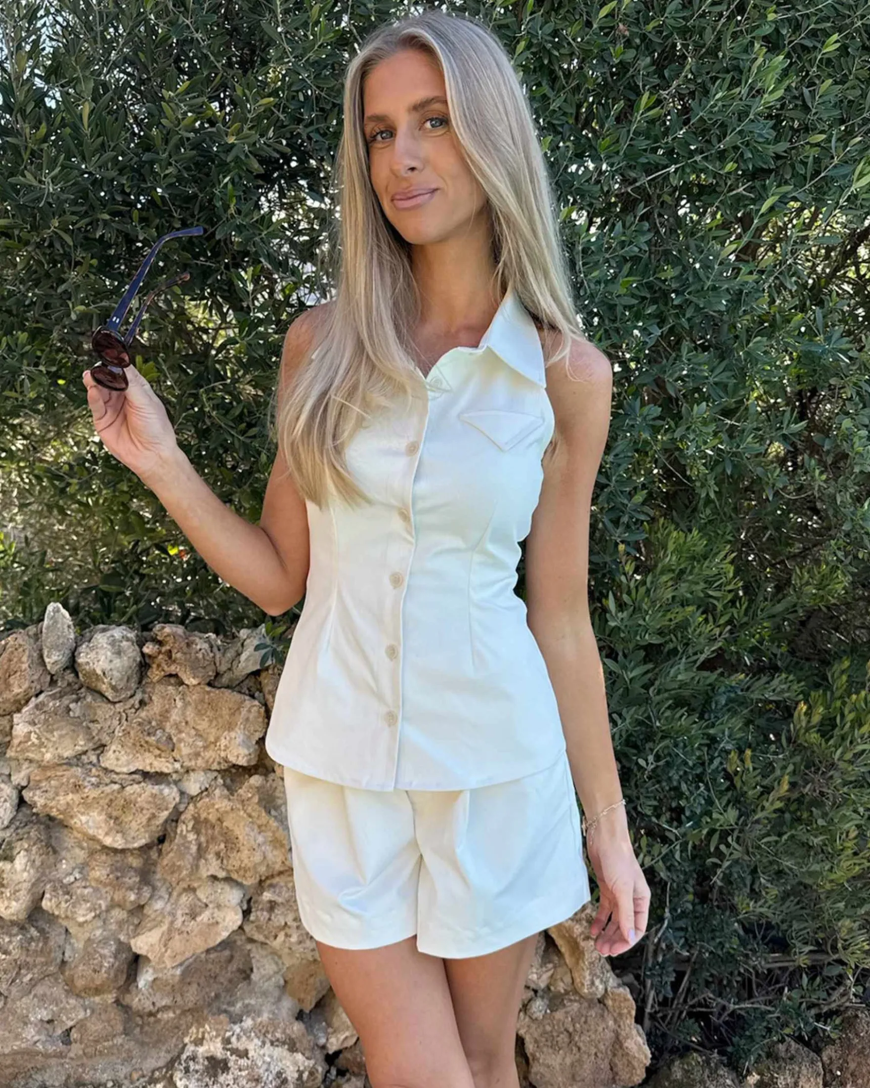Daisyic top