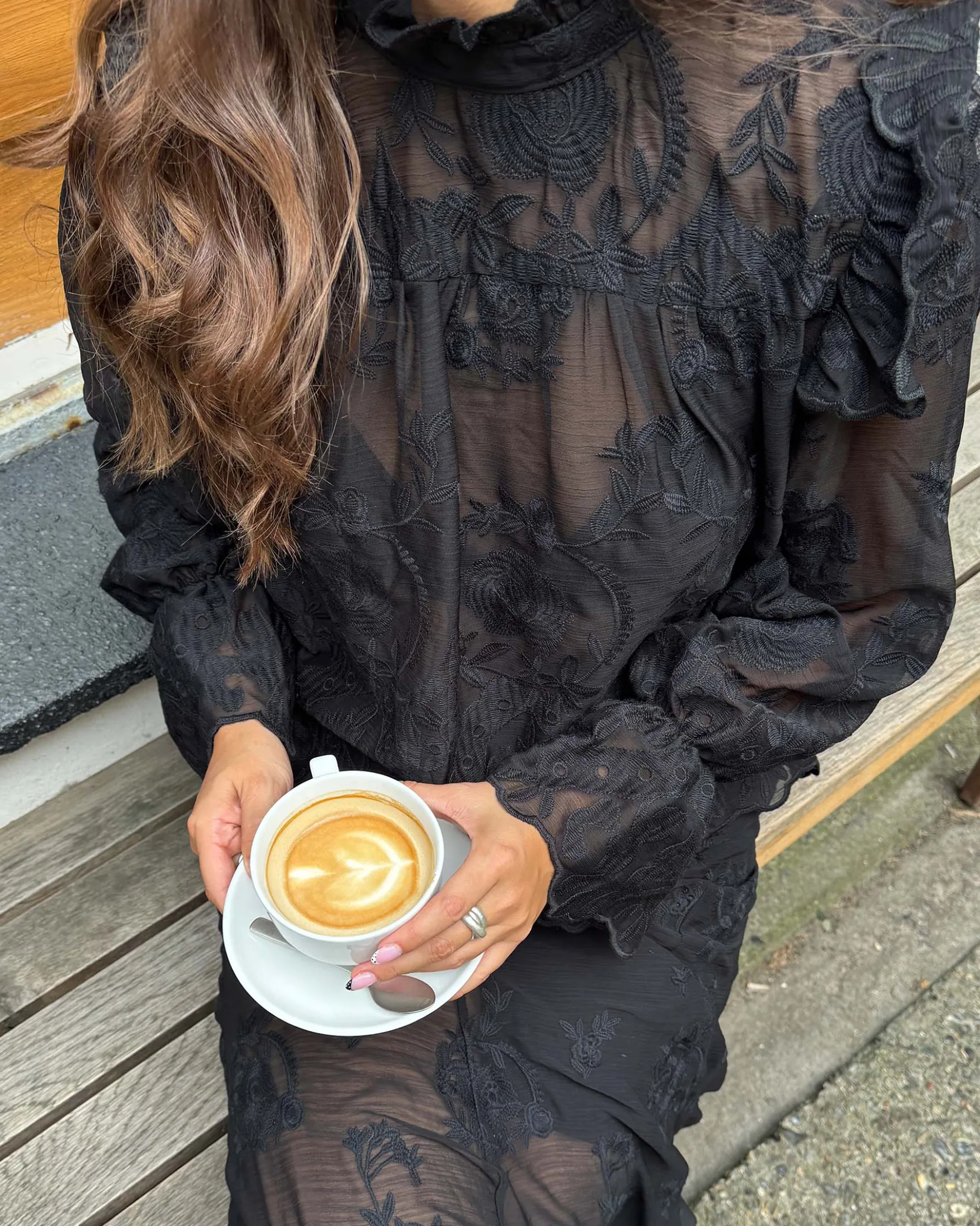 Ellinoric lace shirt