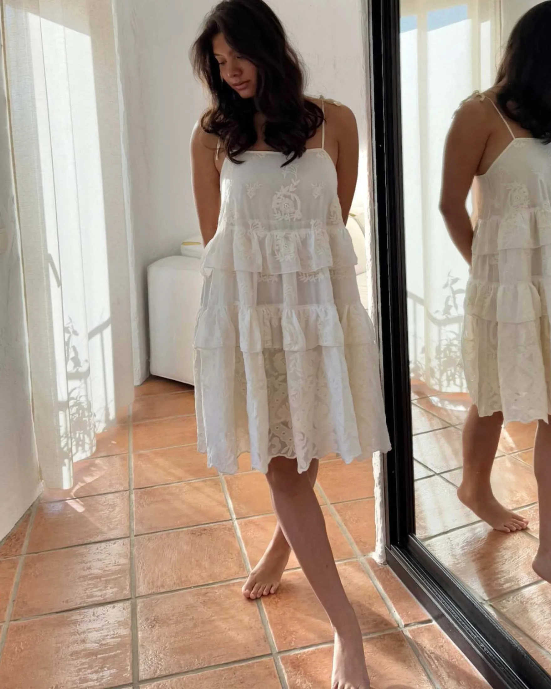 Ellinoric lace strap dress