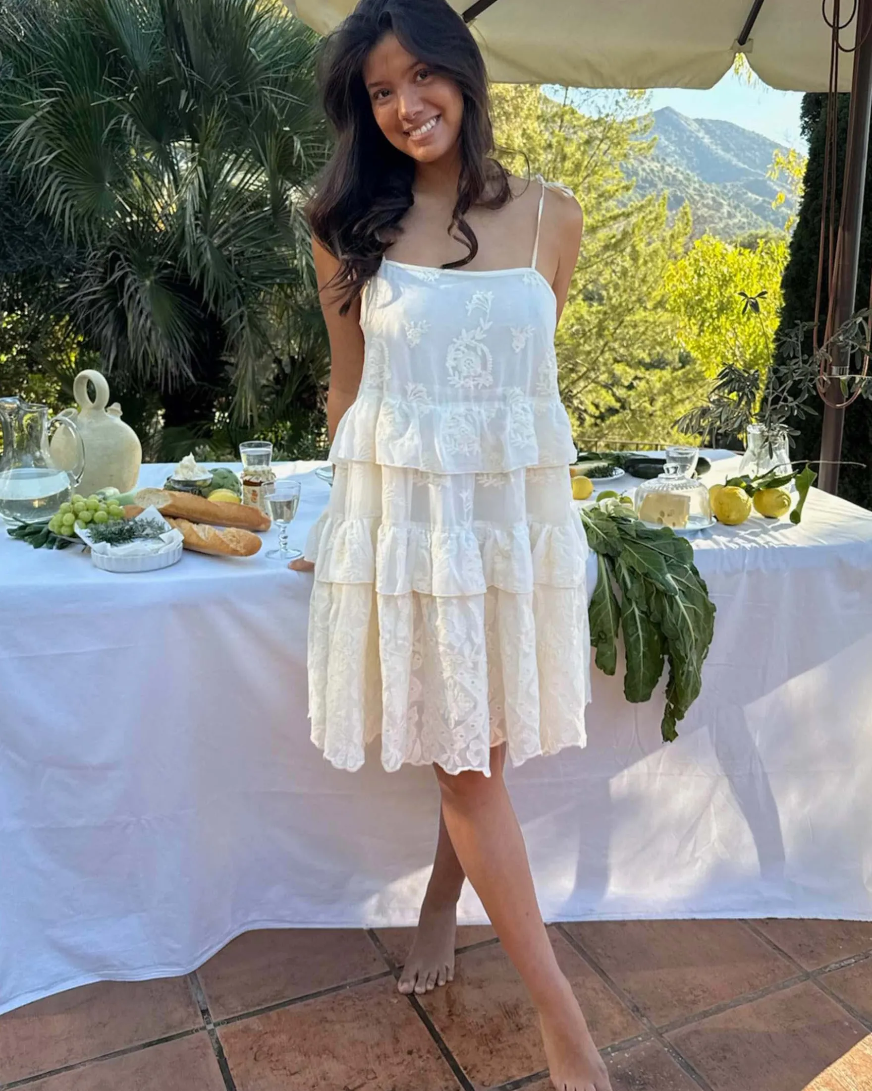 Ellinoric lace strap dress