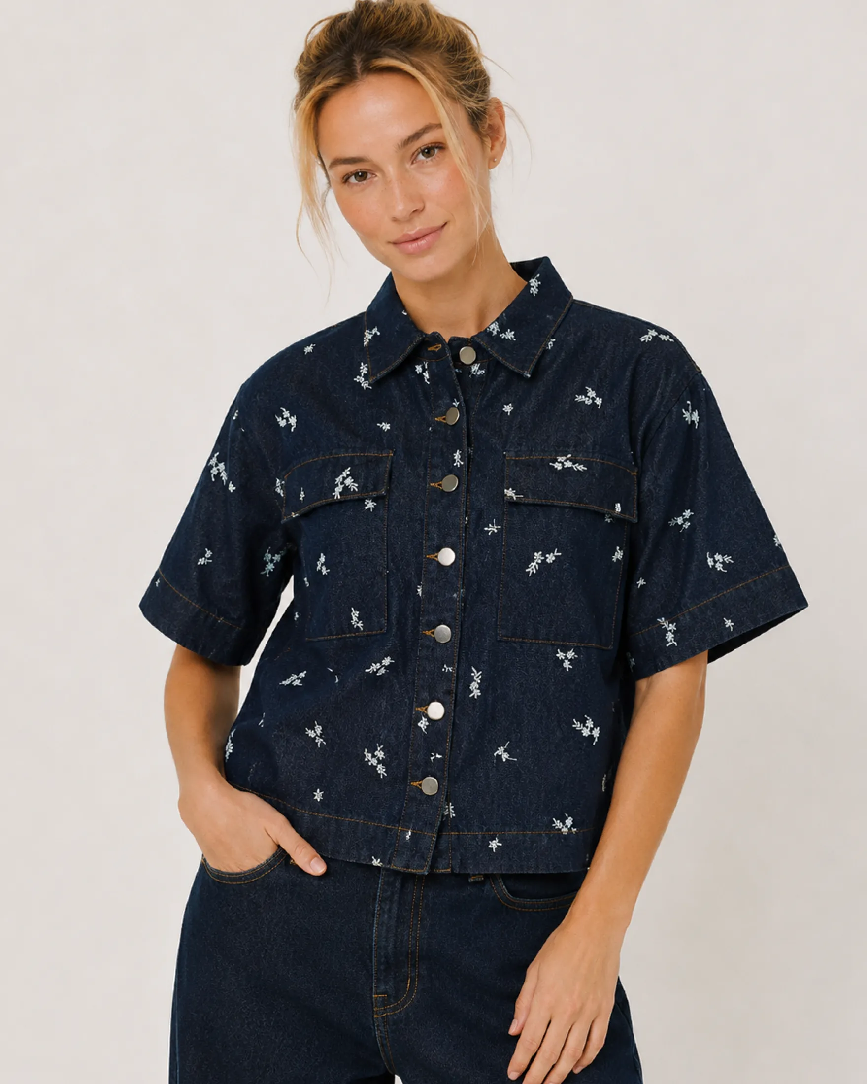 Emmet embroidery shirt