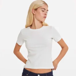 Enally ss o-n tee