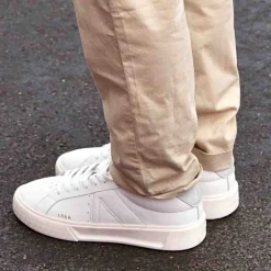 Essence white - men