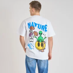 Graphic tee