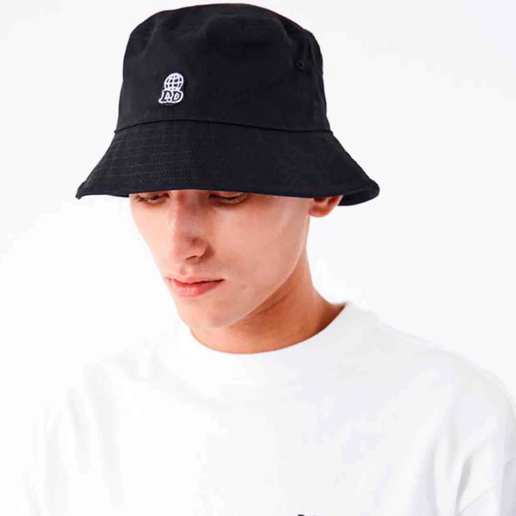Hugo hat