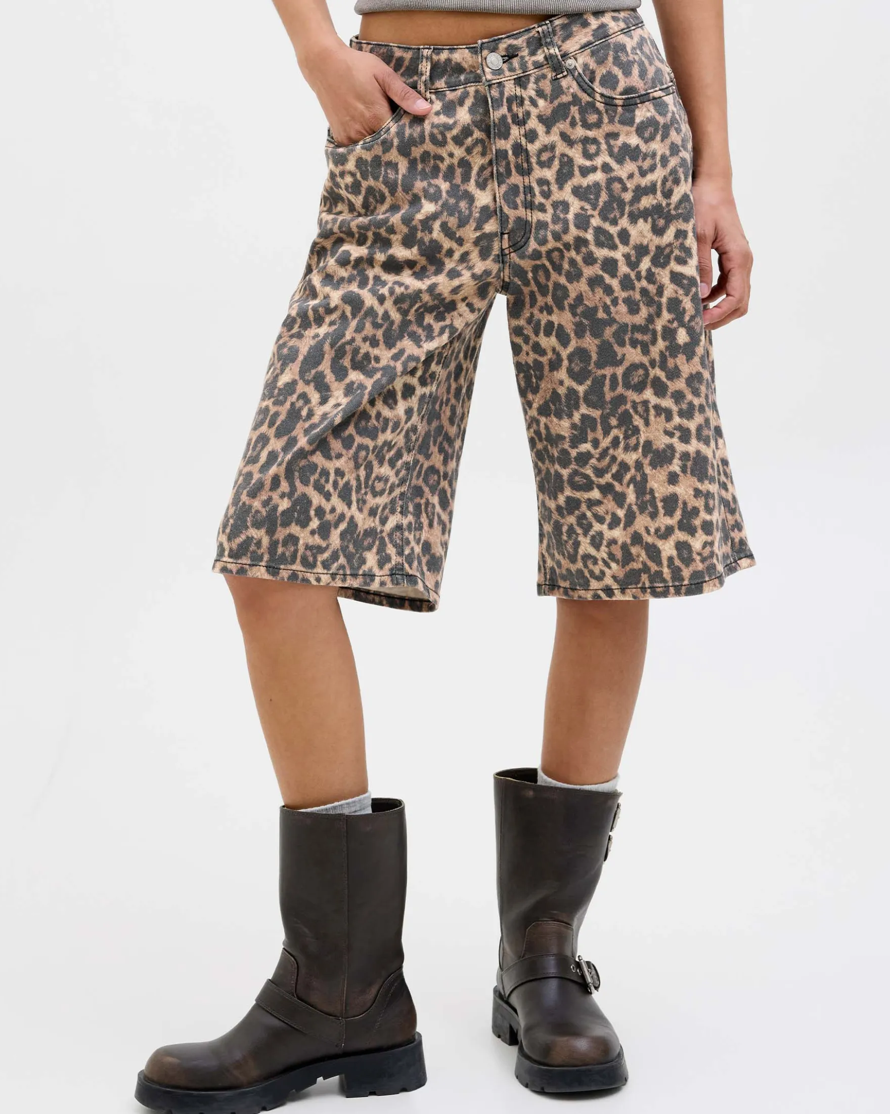 JXSARAH ERIN BAGGY MW SHORTS