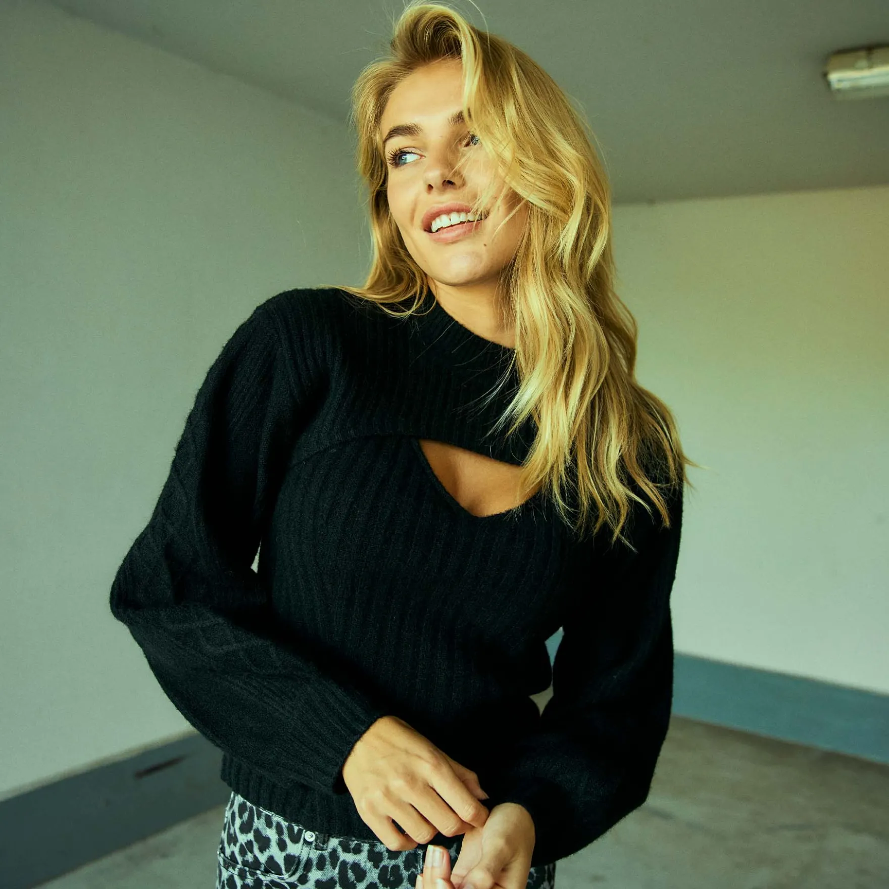 Leslie bolero knit