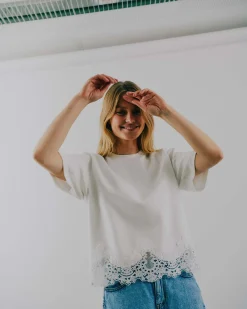 Liette lace tee