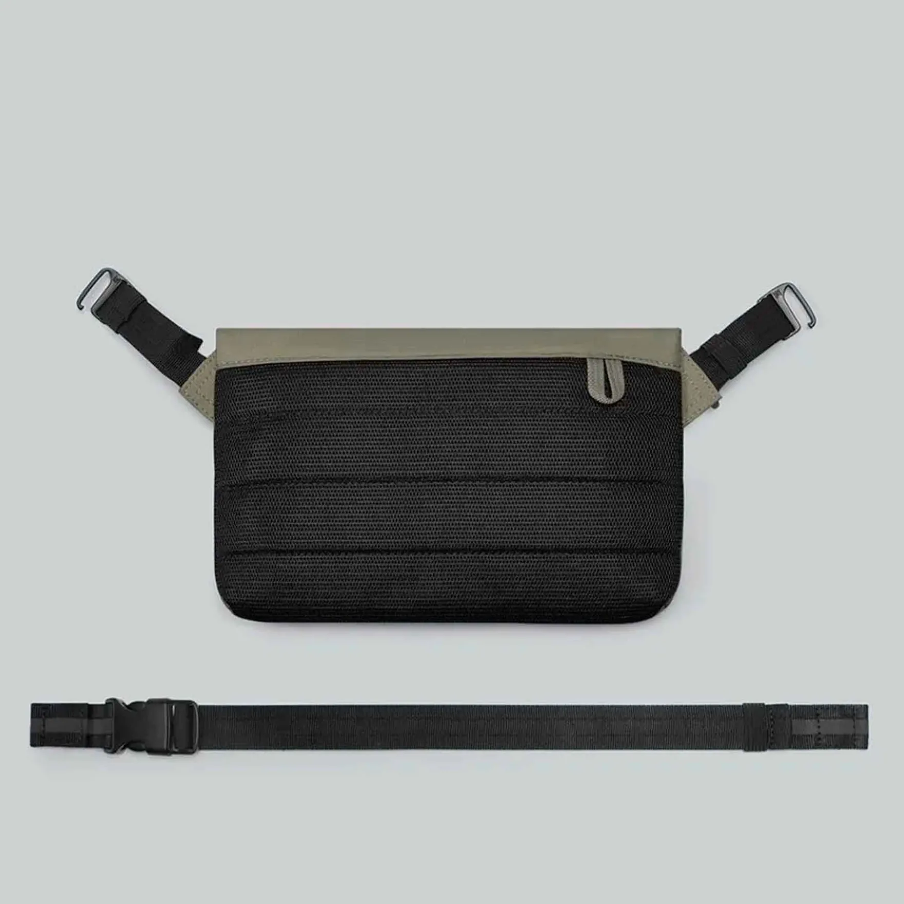 Lightweight bumbag