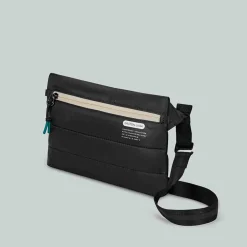 Lightweight bumbag