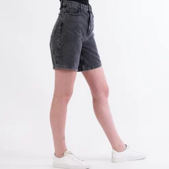 Maggie tb shorts