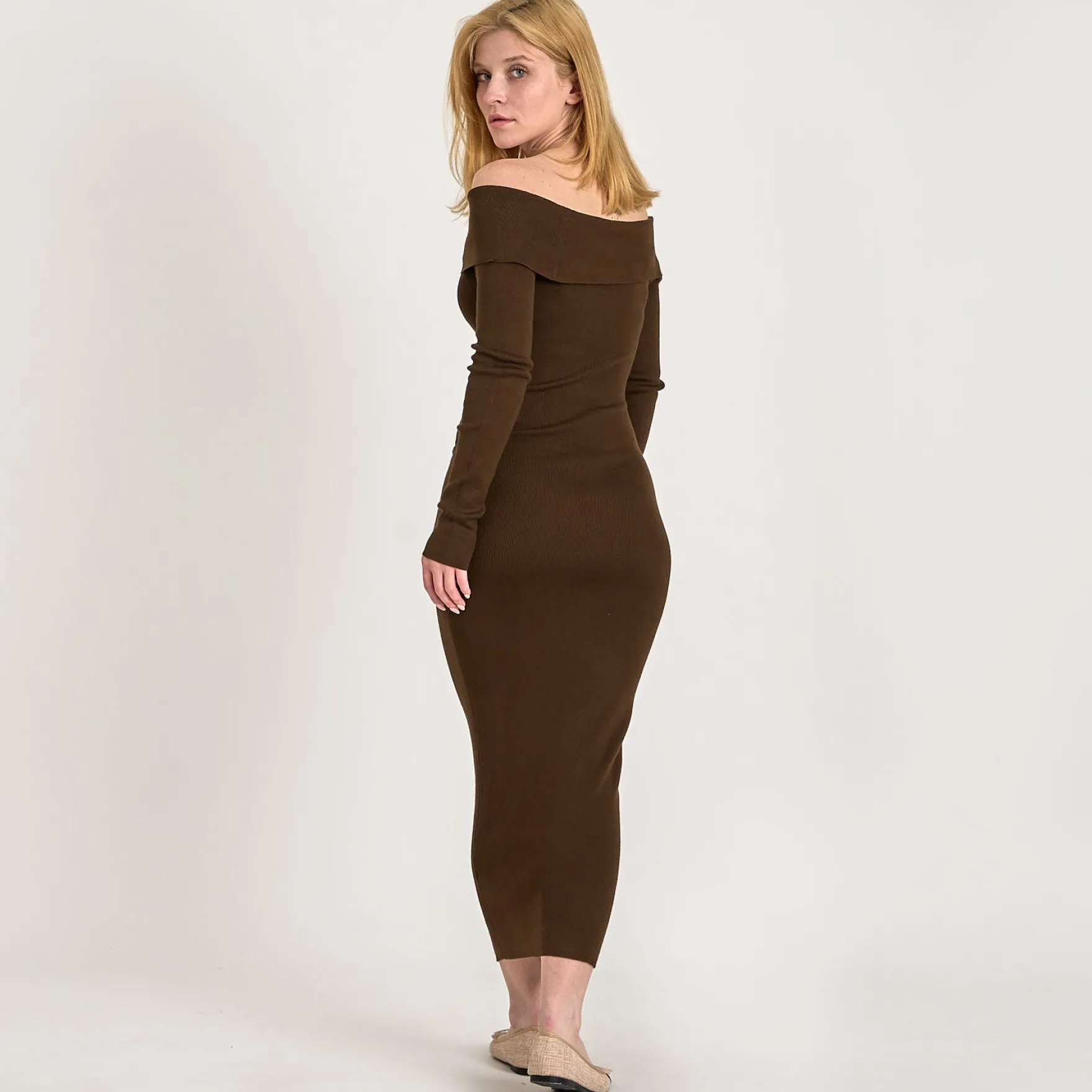 Malene offshoulder dress
