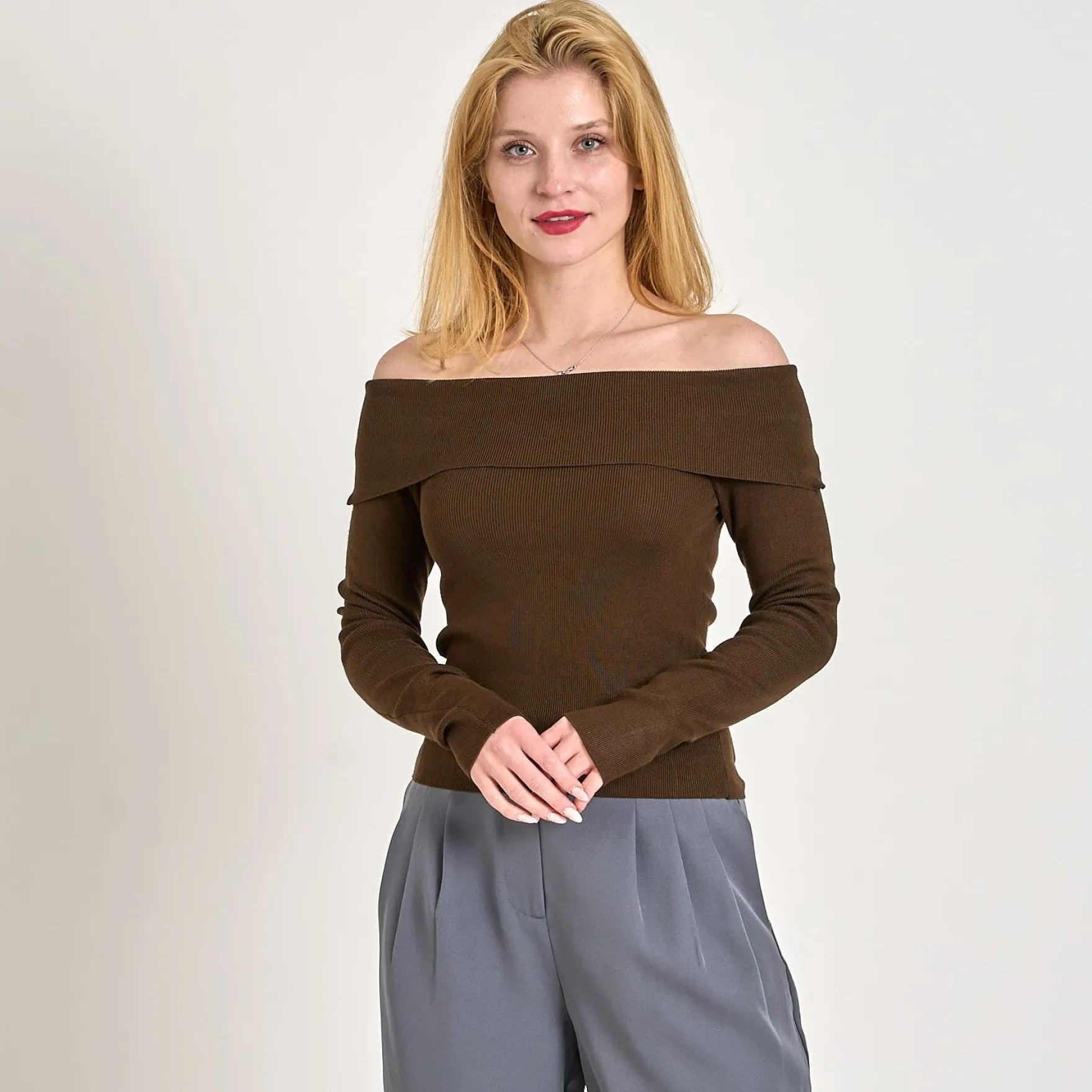 Martina offshoulder