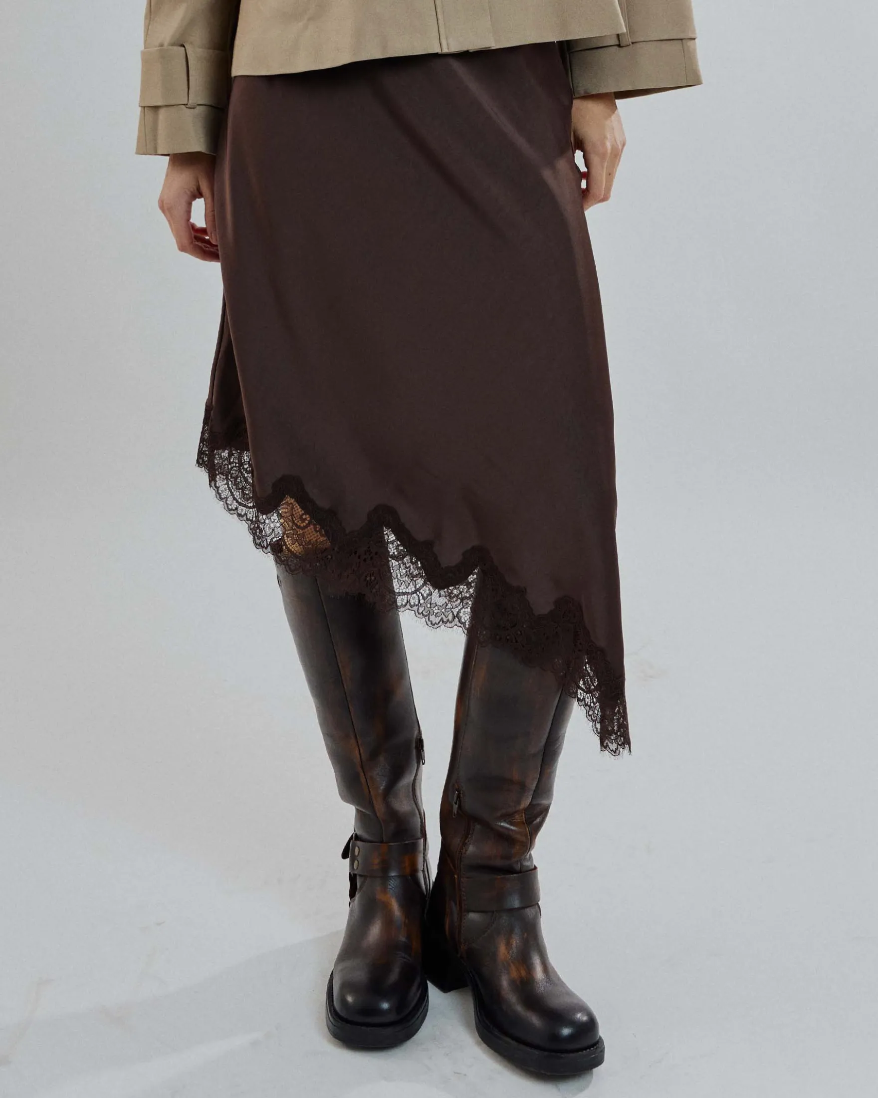 Mya lace skirt