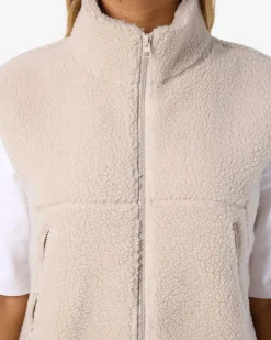 NMMASEY SHORT TEDDY VEST