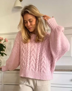 Noraic sweater
