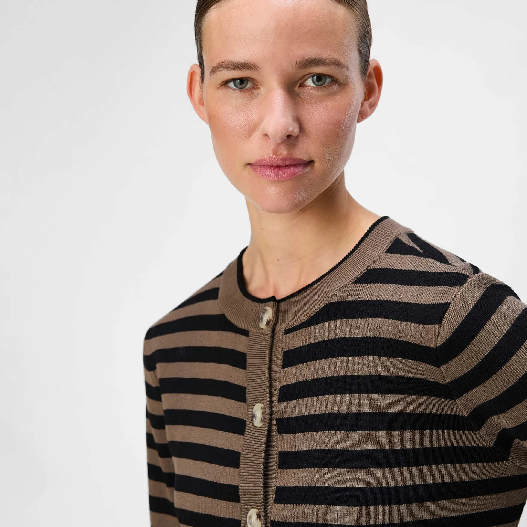 Objester knit cardigan