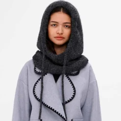 Objmilu knit balaclava