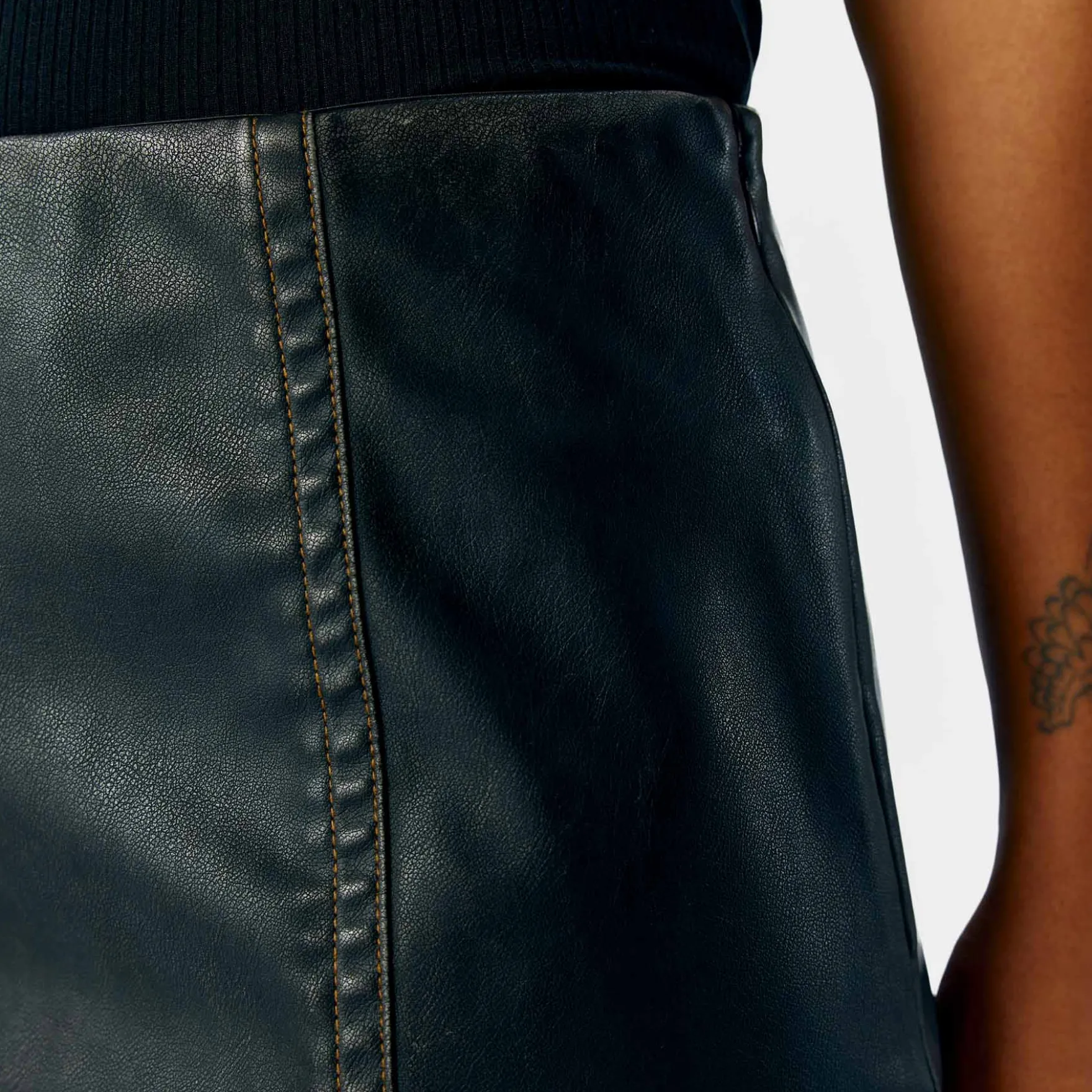Objscarlet mini skirt