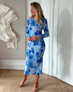 Odaic Dress