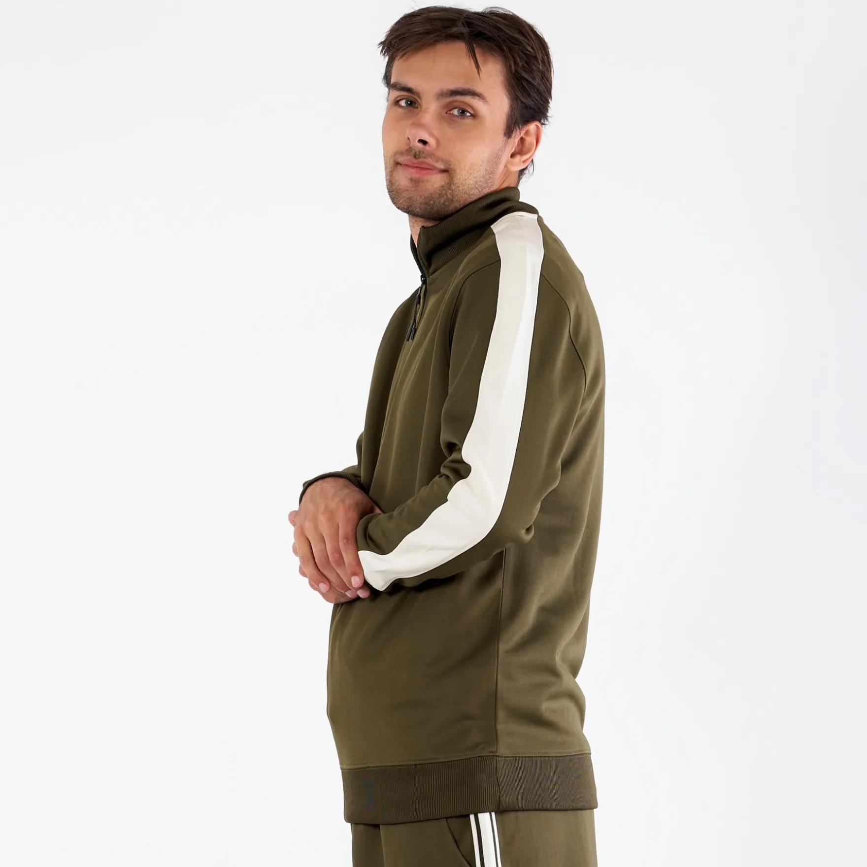 Pierre tape half zip