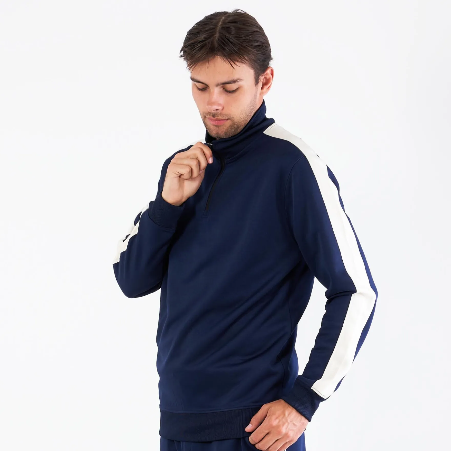 Pierre tape half zip