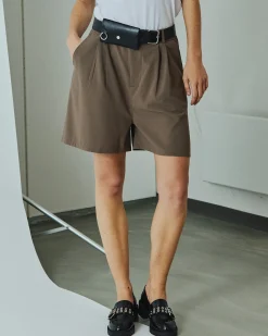 Puramelia pleat shorts