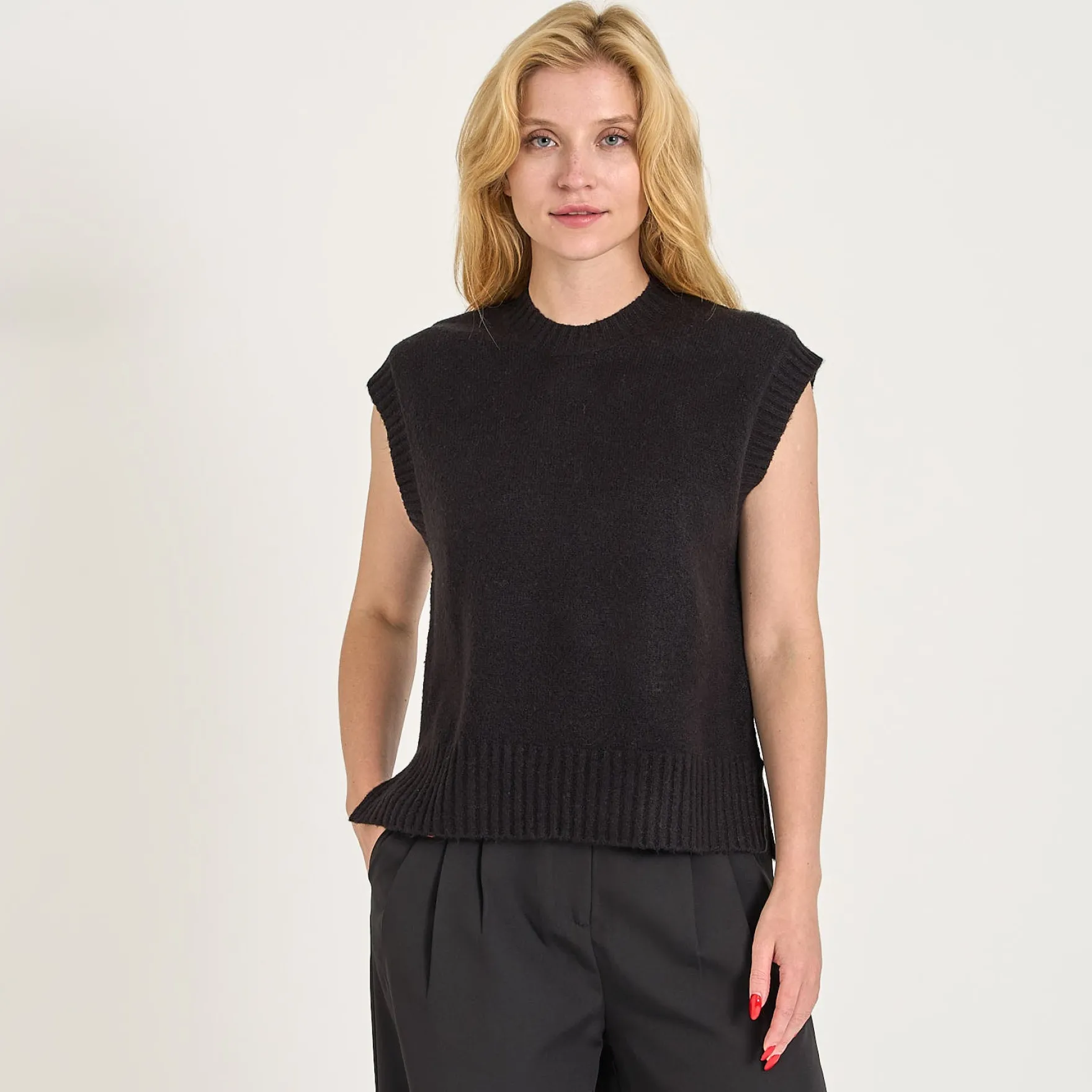Purvalja knit vest
