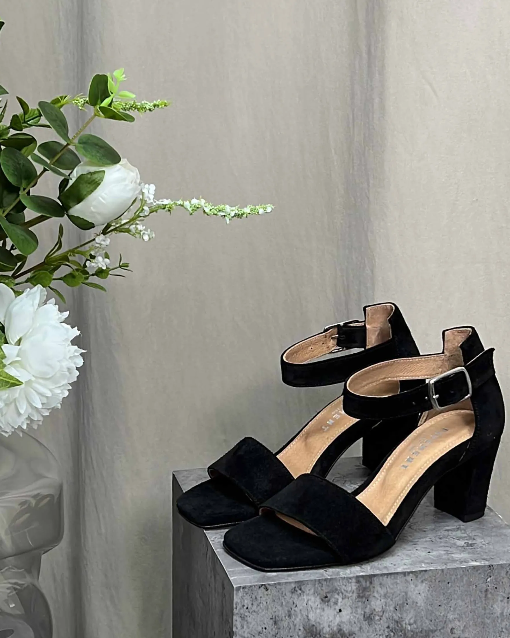 Queens heel