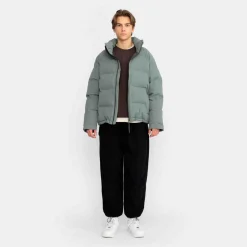 Raglan puffer