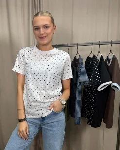 Sabine tee w. dots