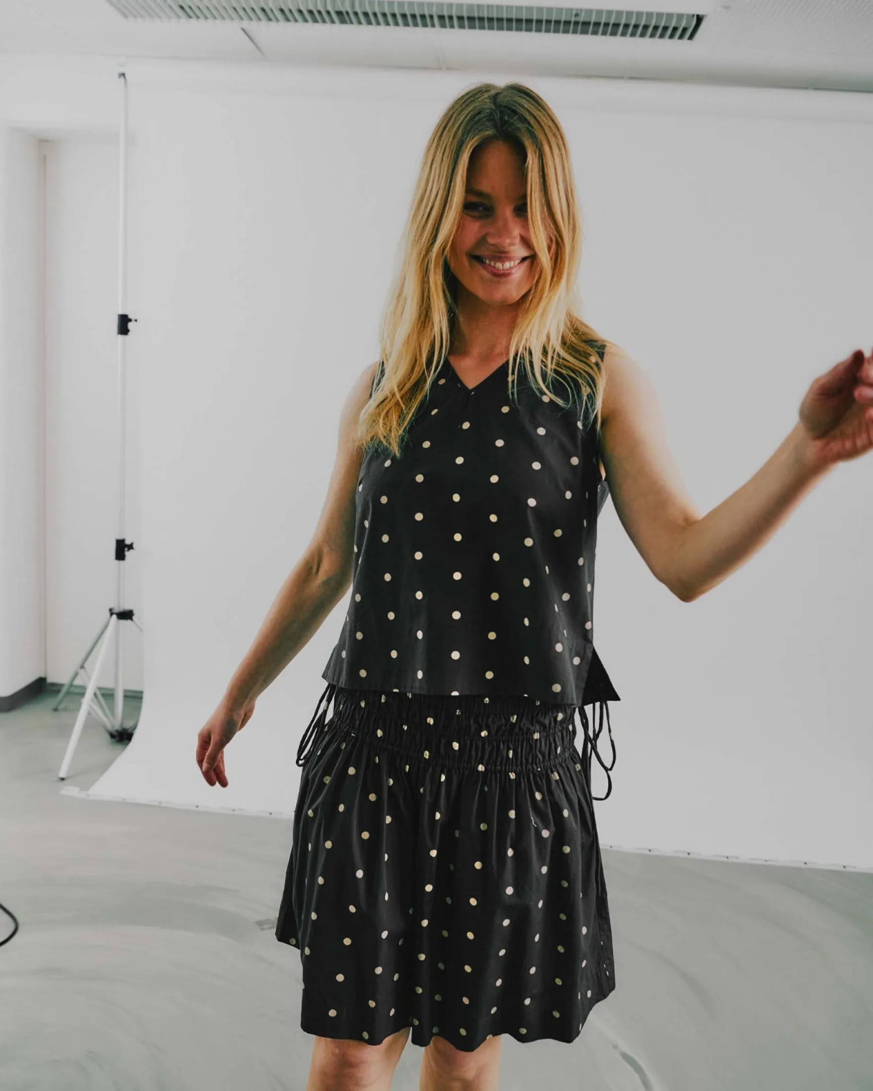 Sariah dot skirt