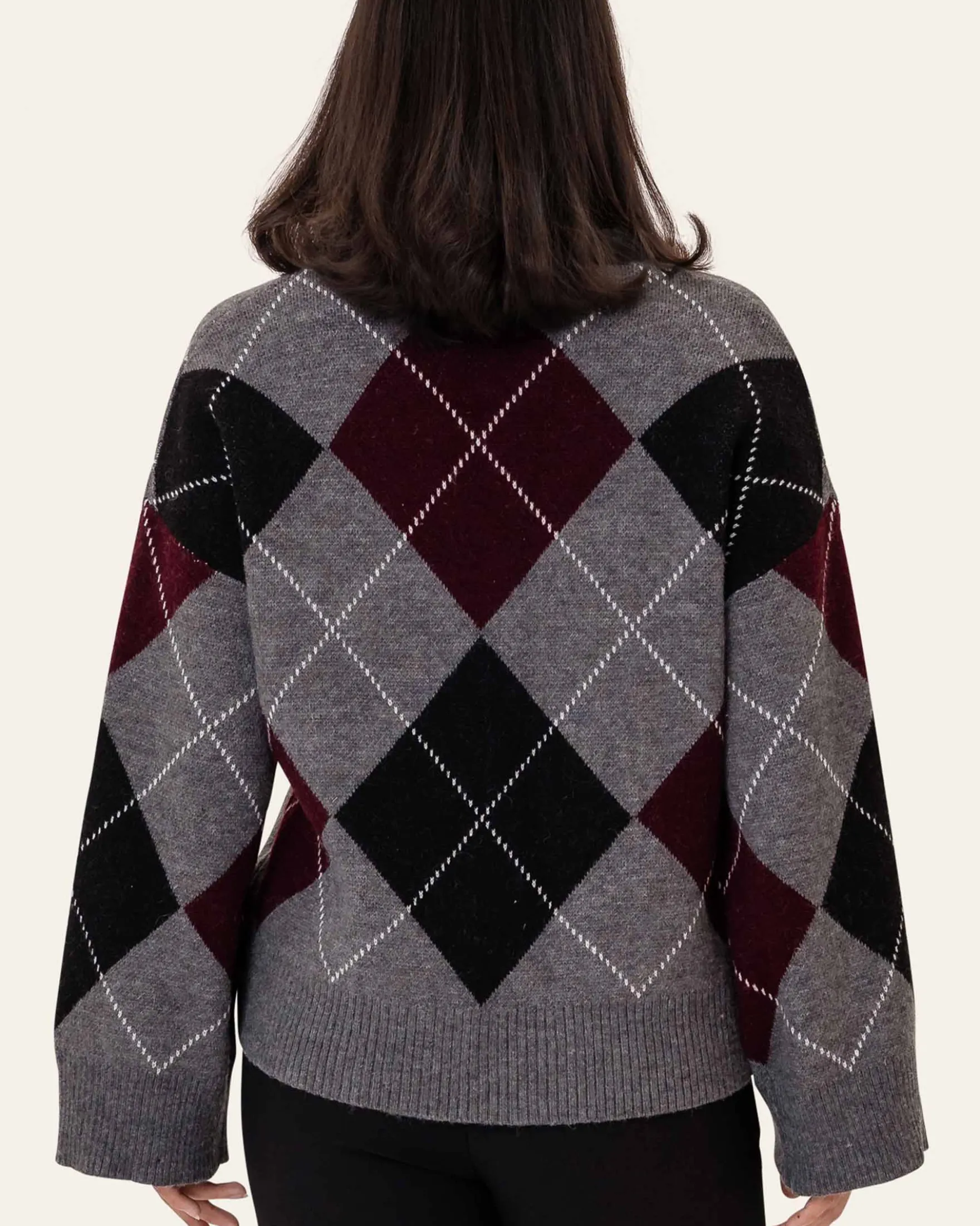 Saschaic cardigan