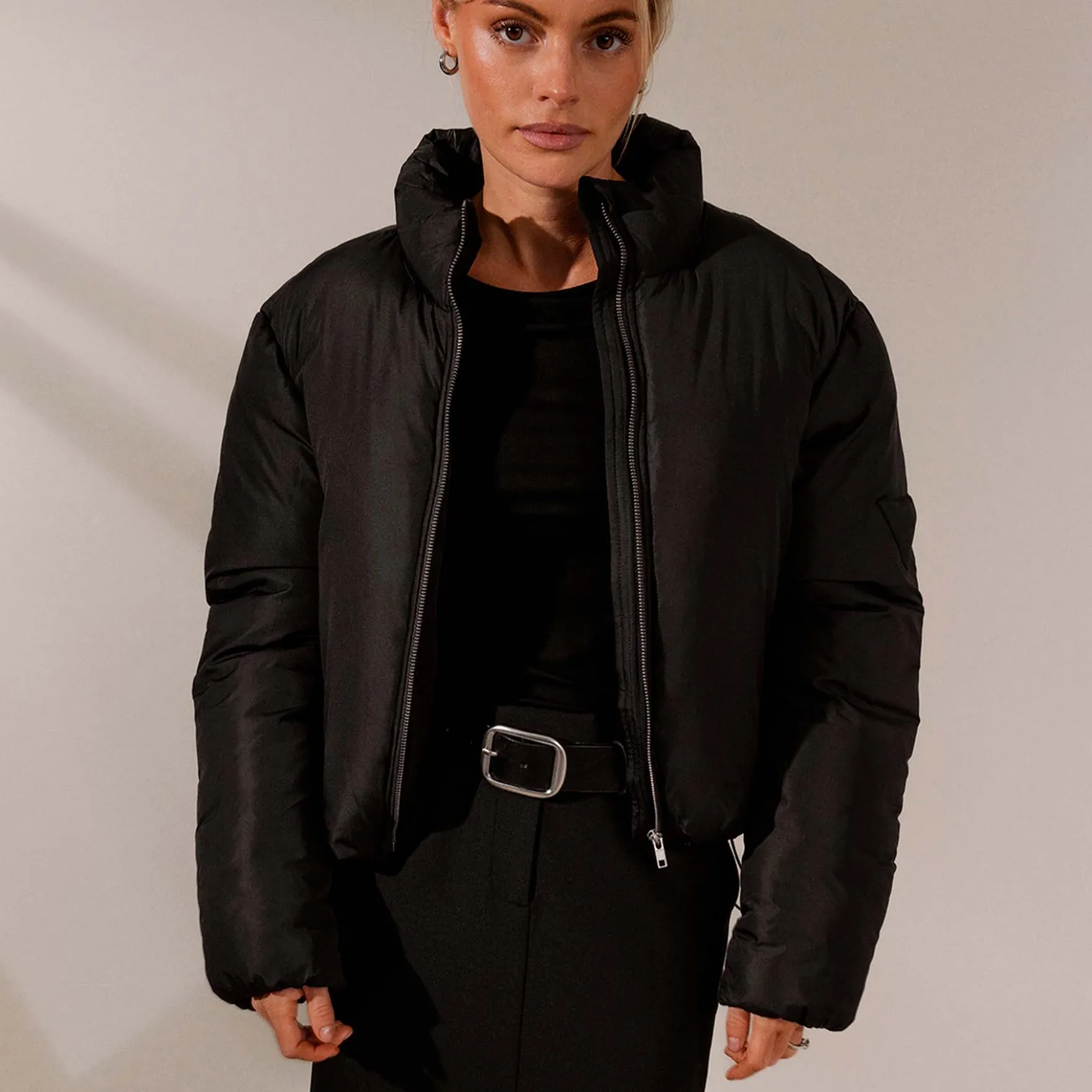 Short padded jacket