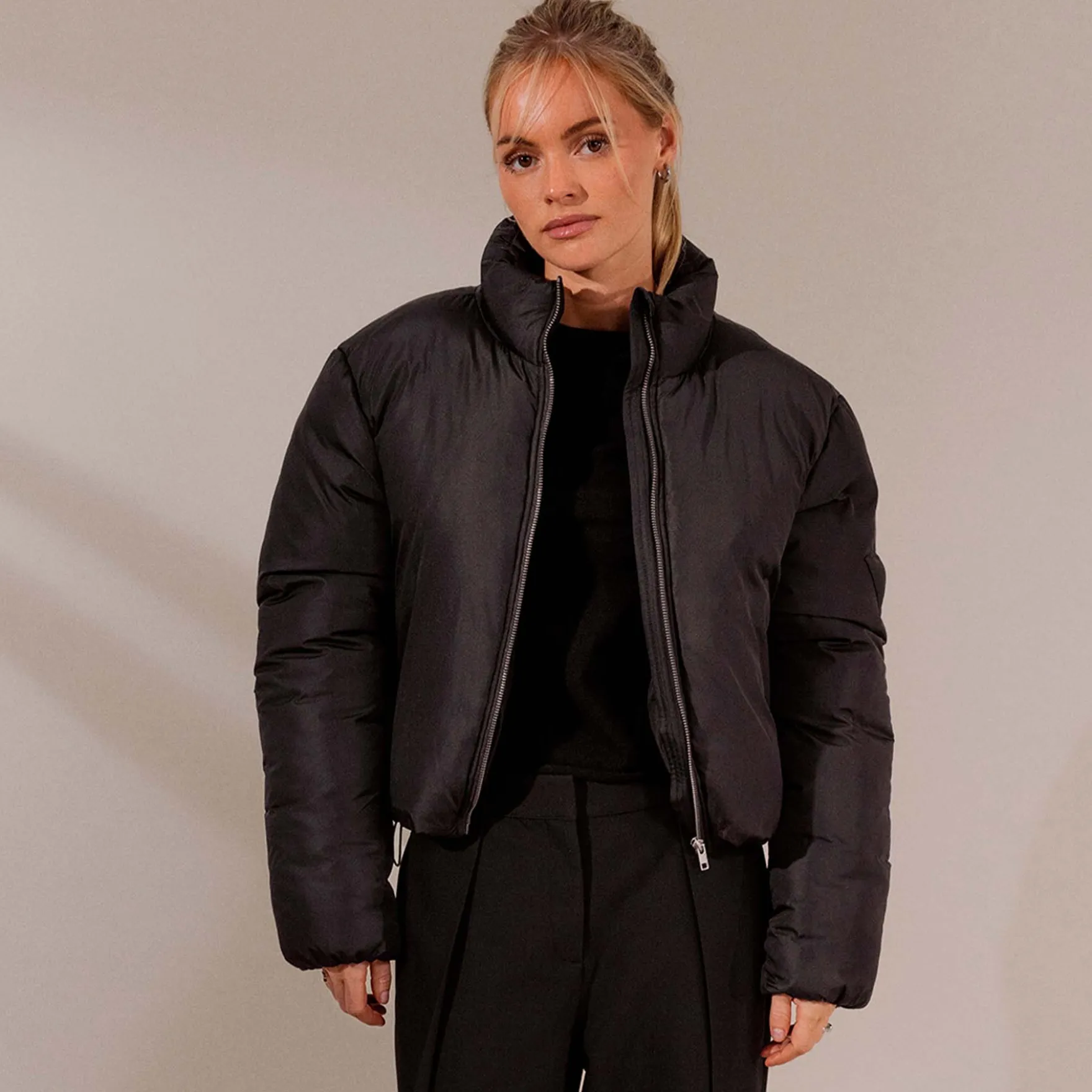Short padded jacket