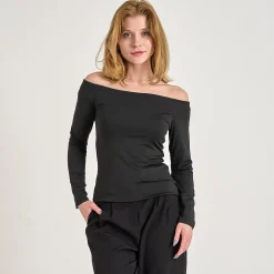 Sigga offshoulder blouse