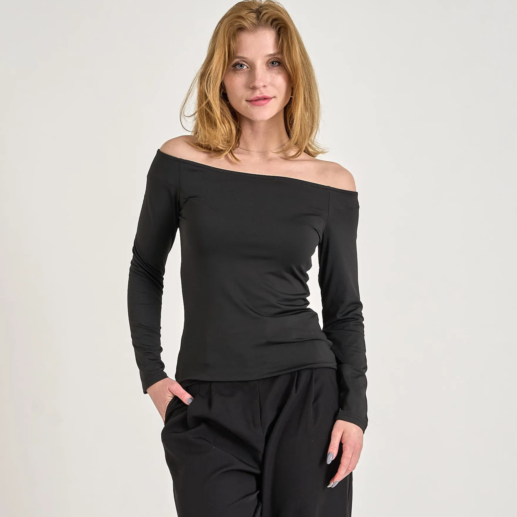 Sigga offshoulder blouse