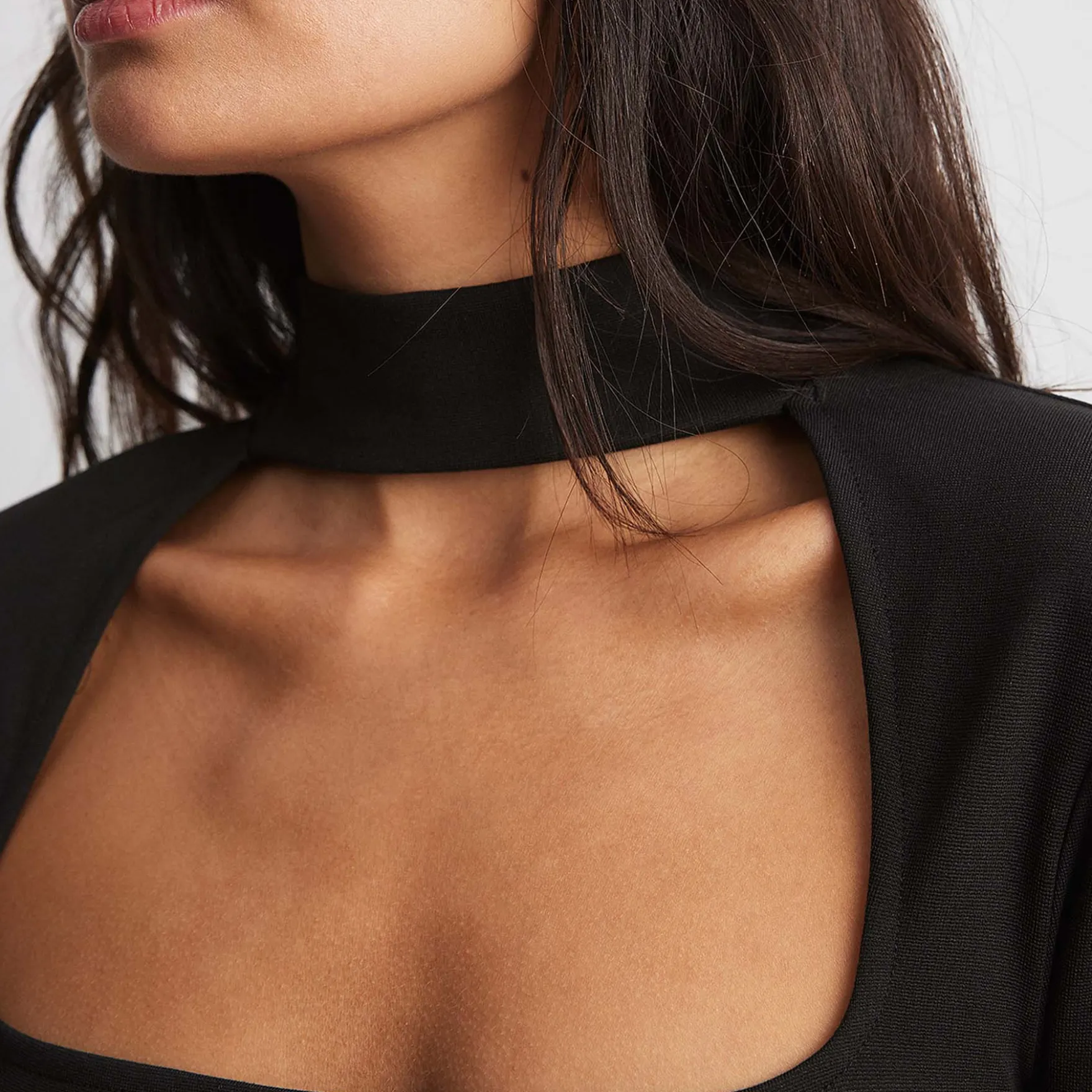 Square neck choker detail top