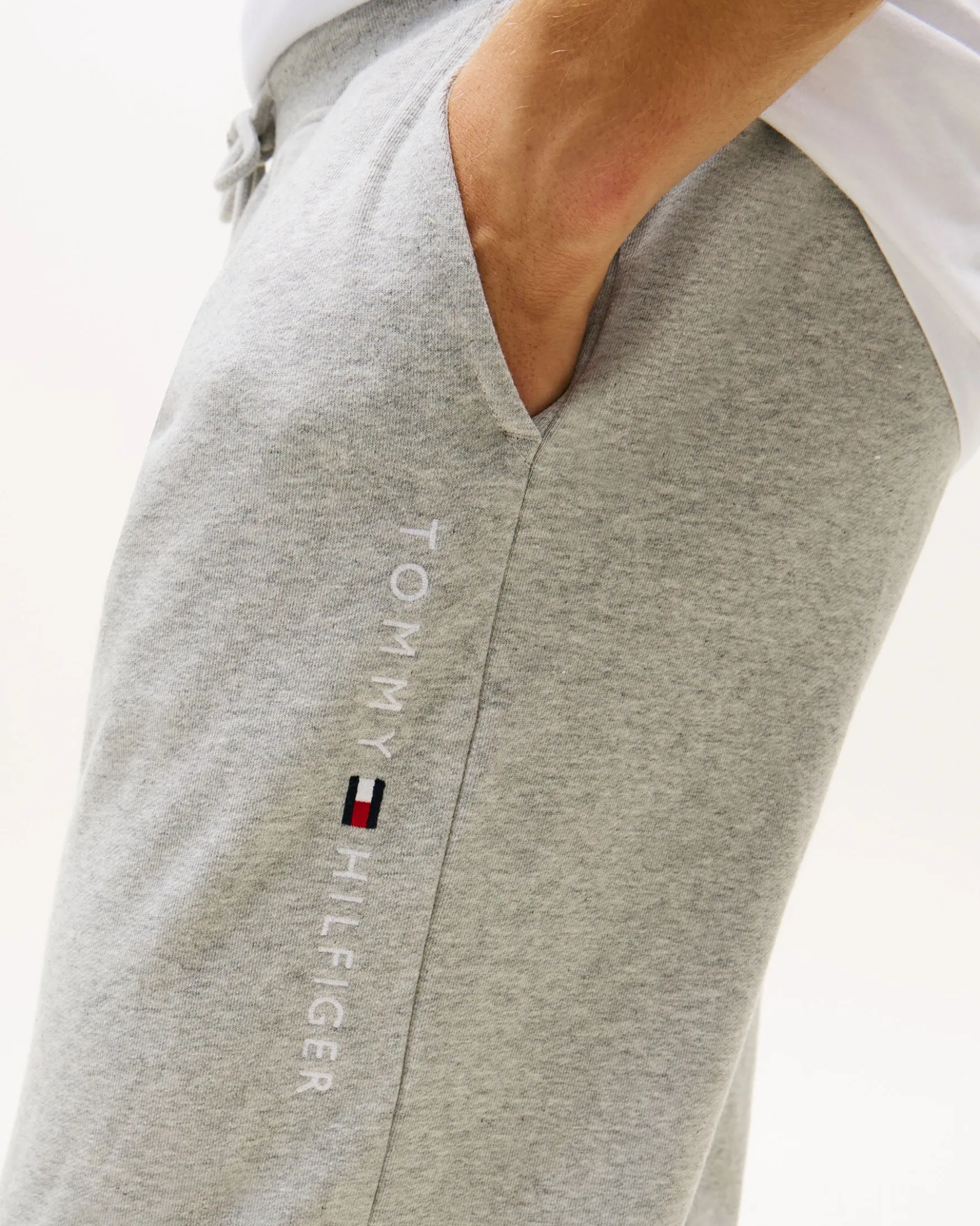 TRACK PANT